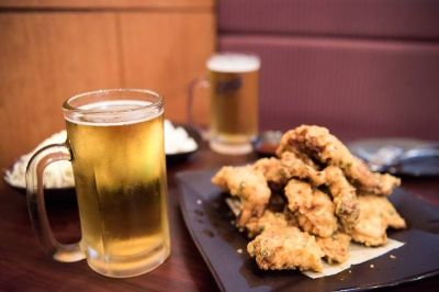 바람만 스쳐도 ‘욱씬’… 치맥 잦으면 관절에 요산 쌓여요